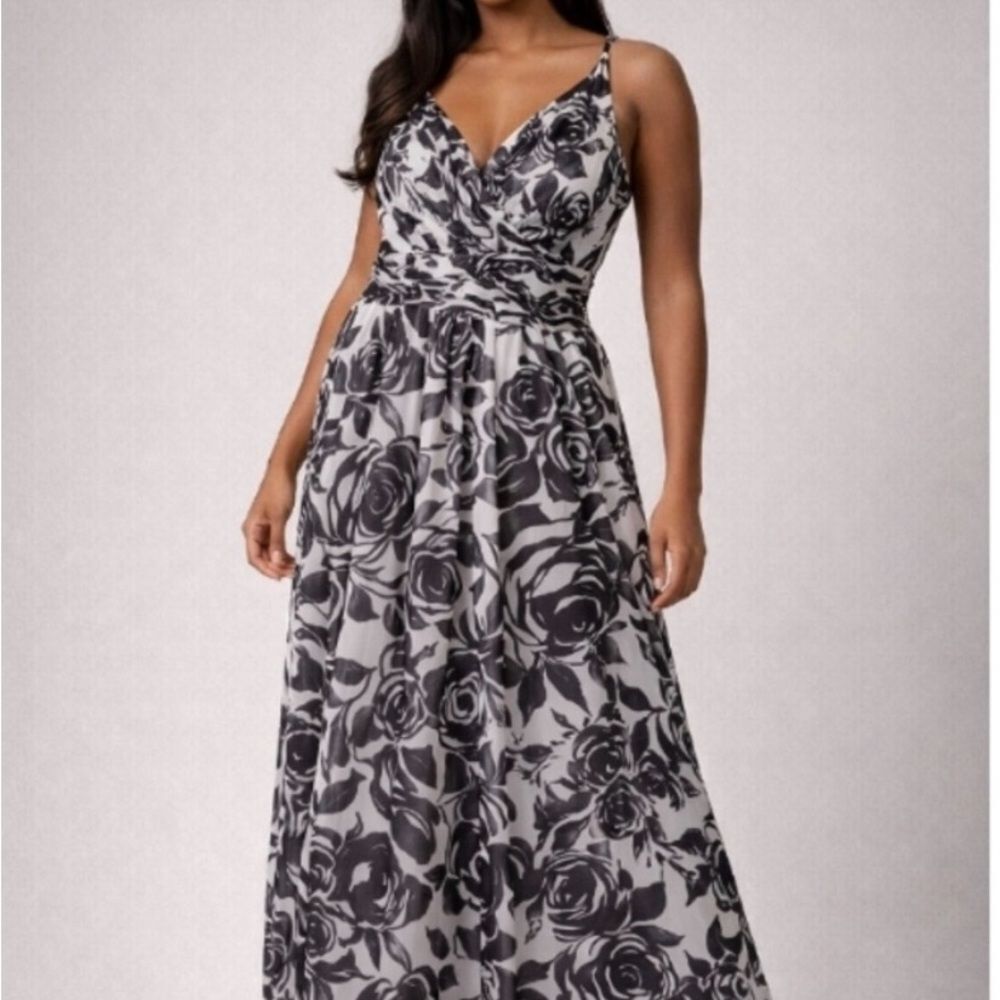 White House Black Market Monochrome Floral Rose Maxi Dress - Size 6
